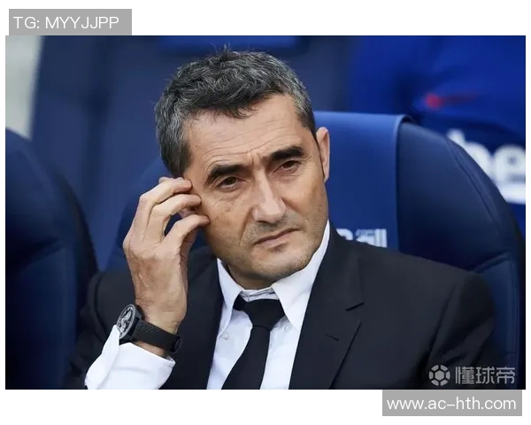 德里克怀特半场表现低迷仅得2分赛季状态引发球迷热议 德里克怀特半场表现低迷仅得2分赛季状态引发球迷热议